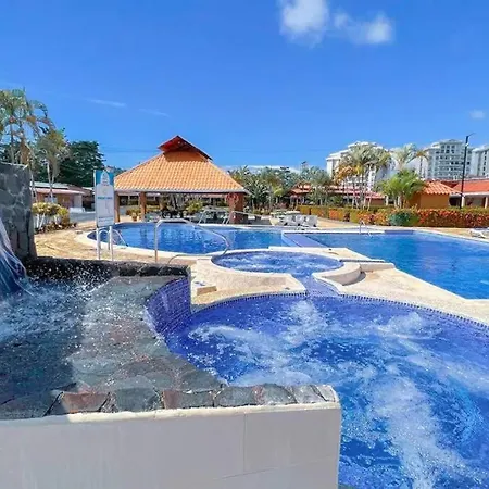 Villa Paraiso Banano 9, Near To The Beach & Pool